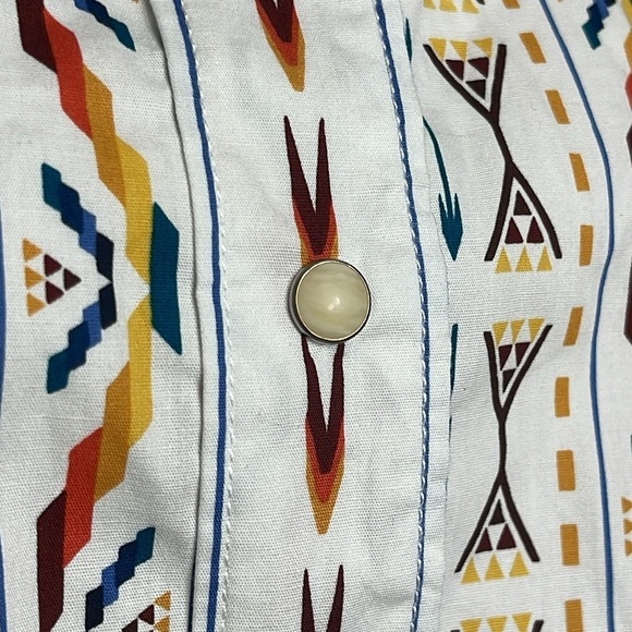 Panhandle Women’s Rough Stock Aztec Snap Button Shirt Multicolor Size 2XL NWT - Picture 4 of 11
